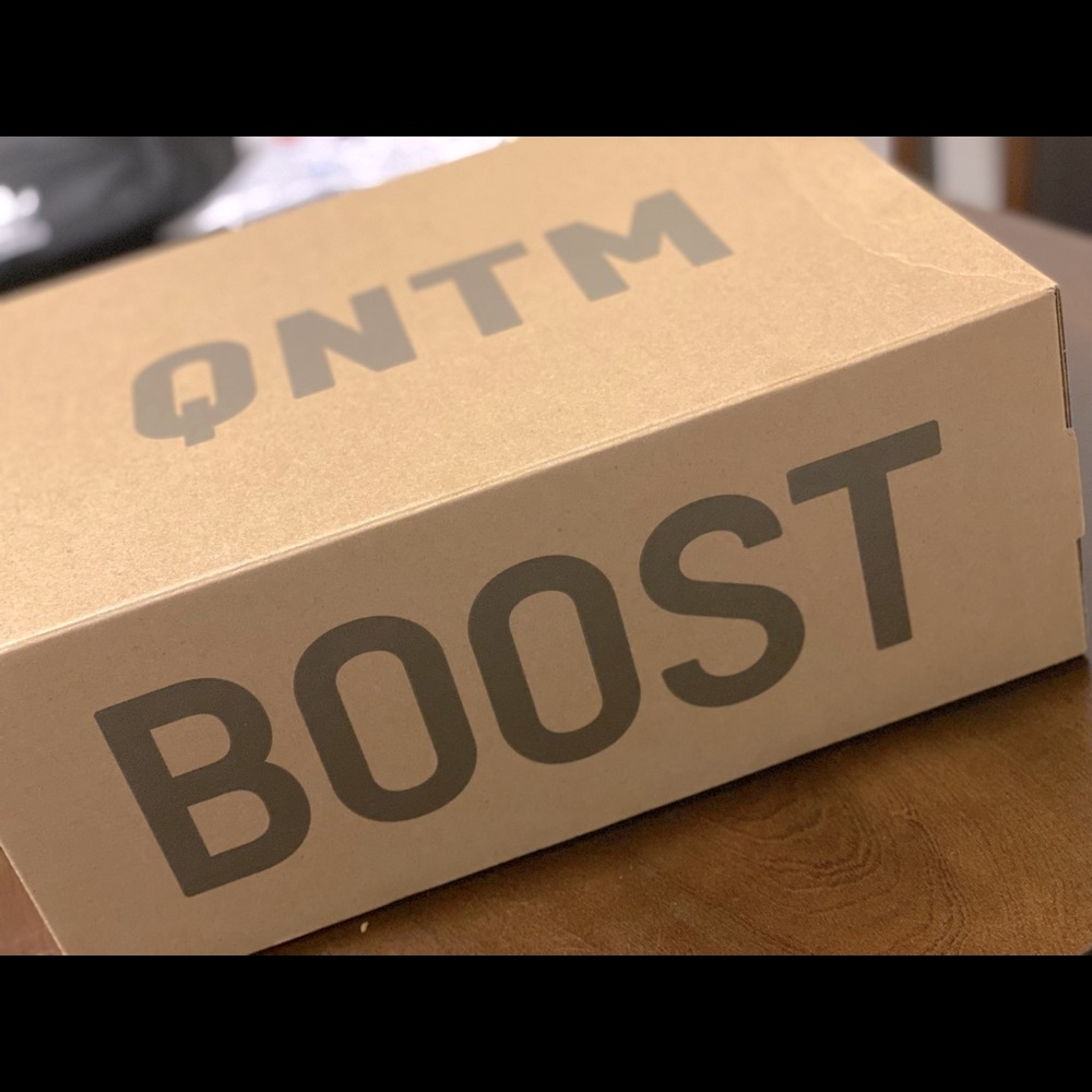 Yeezy QNTM Onyx - Sz. 7.5 (Men’s)